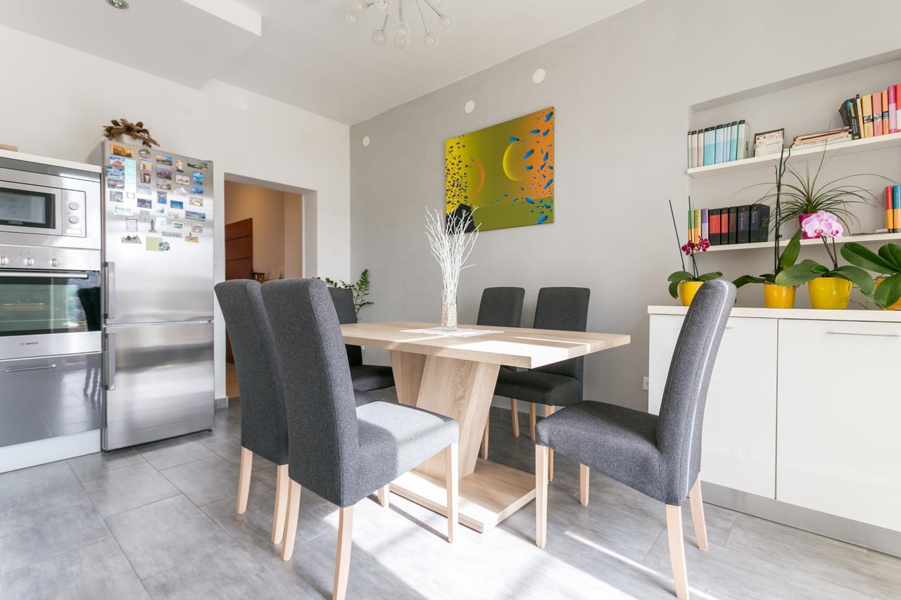 Tonko Apartment *